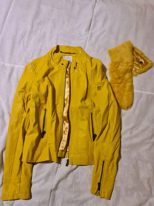 Jacheta de piele cu guler blana