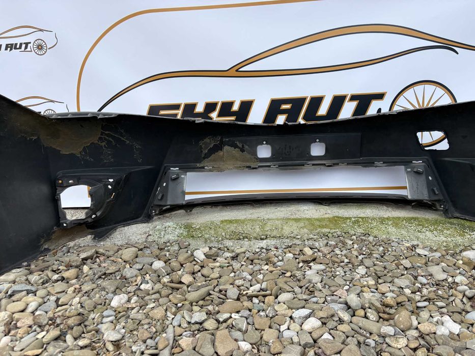 Bara fata Toyota Corolla dupa 2013