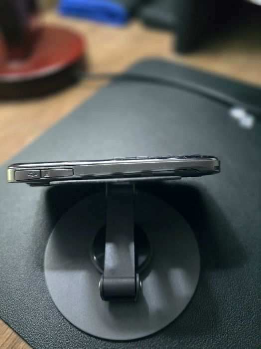 Nokia E72 Metal Gray