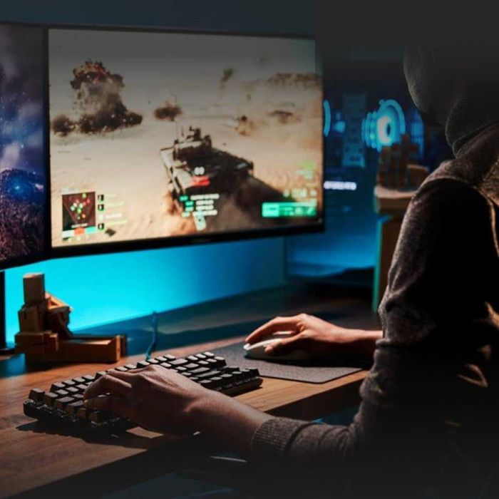 Logitech — Механическая Игровая Клавиатура. Есть доставка