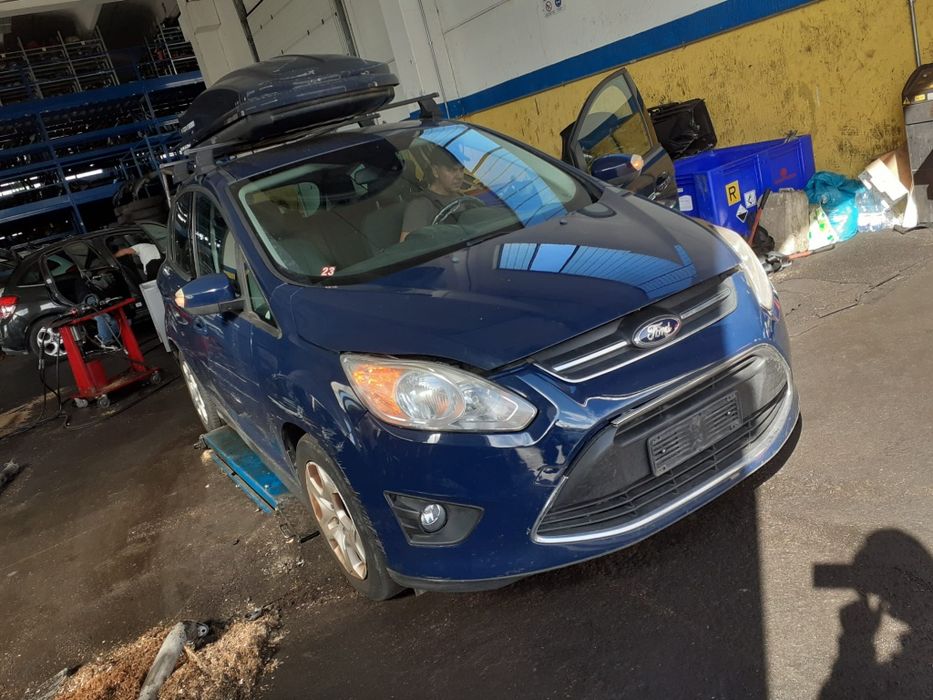 Fata completă ford c max 2013