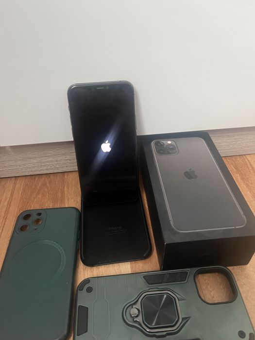 Telefon Iphone 11 Pro in stare buna fara zgrieturi si totul functional
