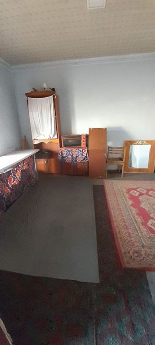 Uy sotiladi hamma sharoit bor