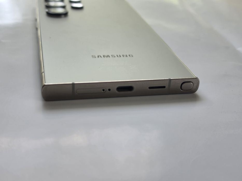 Samsung Galaxy S24 Ultra 256 GB Titanium  Gray