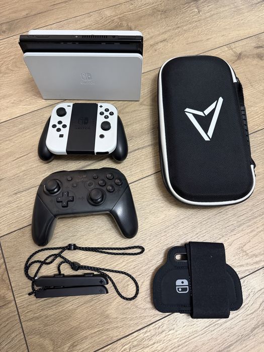 Nintendo switch OLED si jocuri nintendo