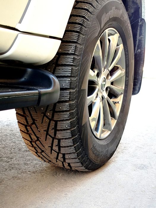 Продам Шины резина