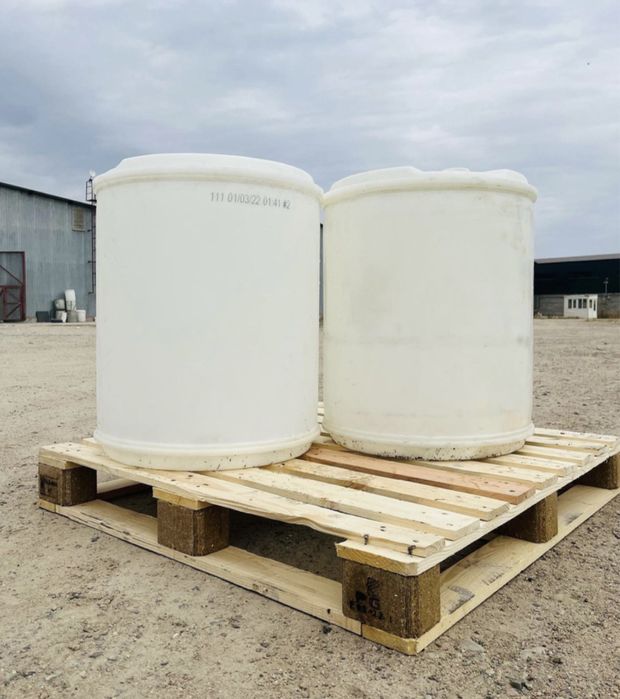 Пластиковые бочки 150 и 200 литров пищевые для воды