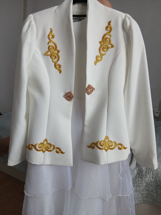 Қазақ көйлек сатылады