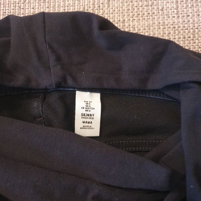 Pantaloni de gravide