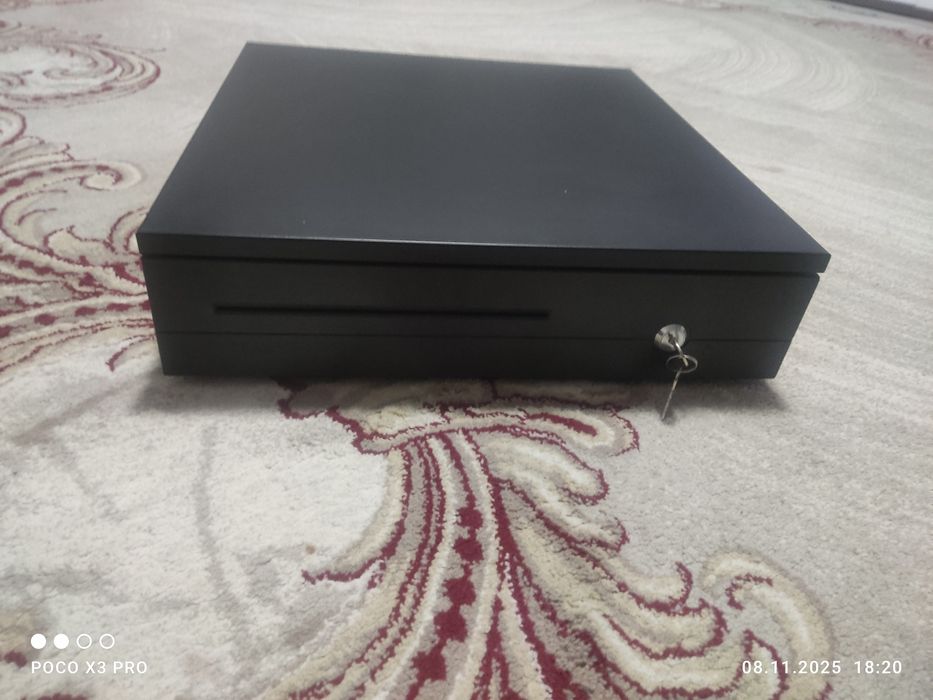 Продам моноблок, принтер для чеков, сканер ,ящик для денег