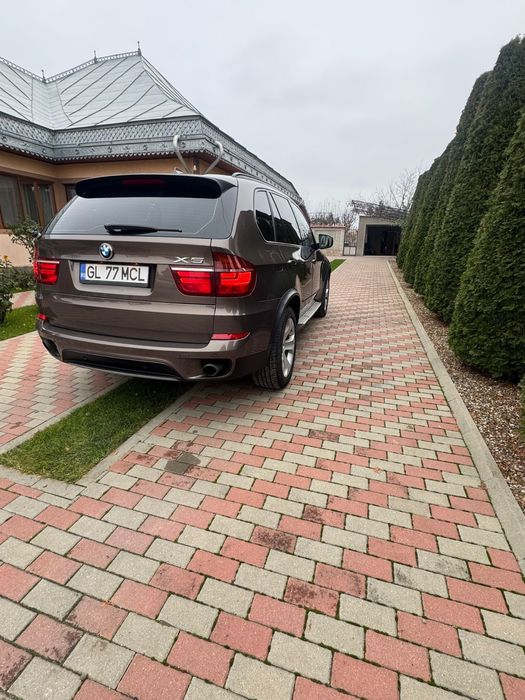 BMW x5 , 3.0 , 245 cai , an 2010