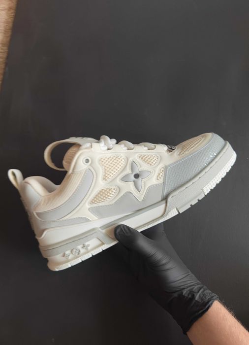 LV skate grey, marimea 43