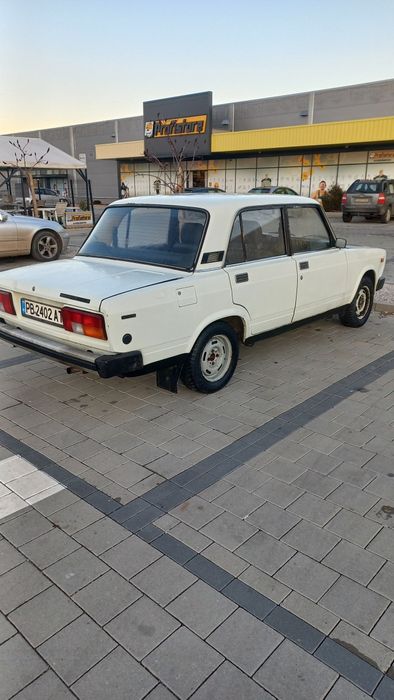 Лада 2105 гаражна 2000 €