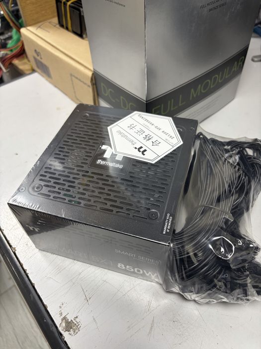 Блоки питания Thermaltake 750W / 850W