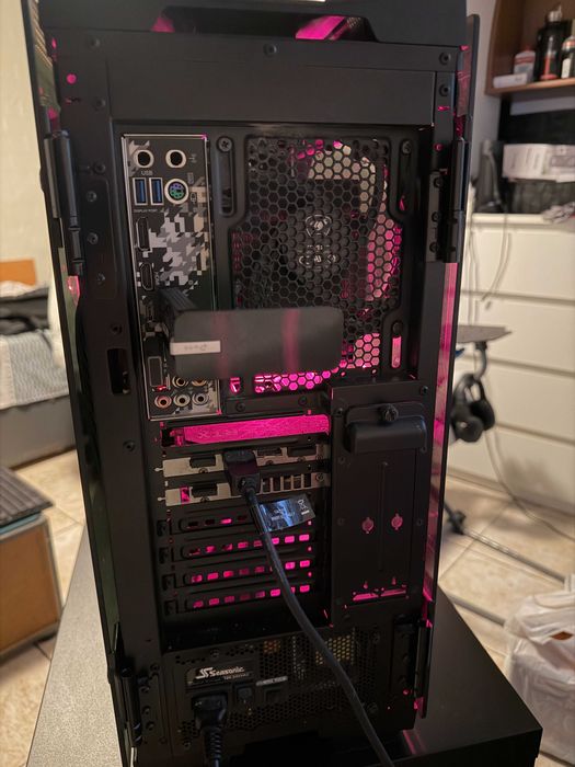 Мощен Геймърски Компютър / PC — RTX 3060 Ti OC / i7-9700K / 16GB RAM / 3TB Общо Място
