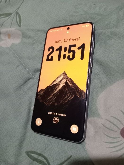 Samsung Galaxy A56 5G   8/128 opirativ xotira... Qora