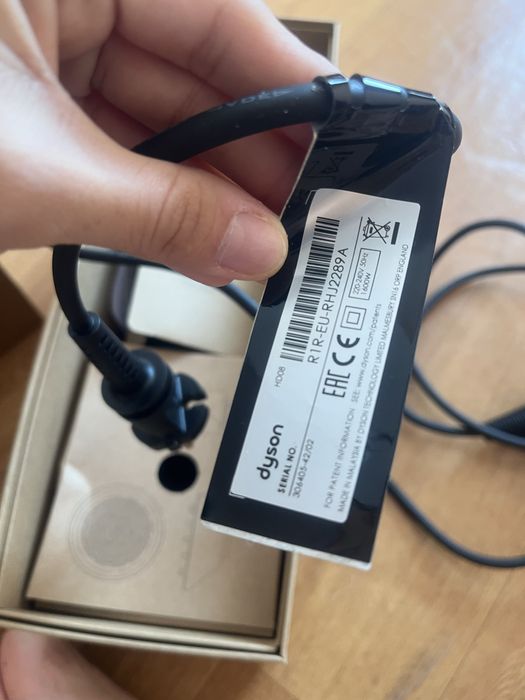 Продам фен Dyson оригинальный
