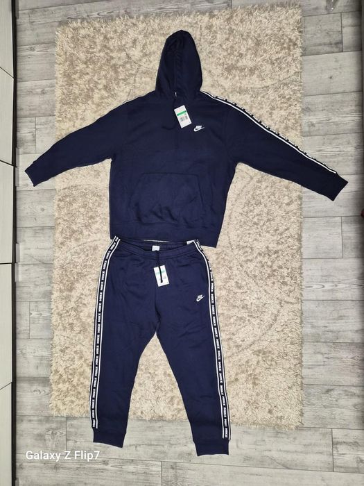 Vind Trening Nike mărimea XL