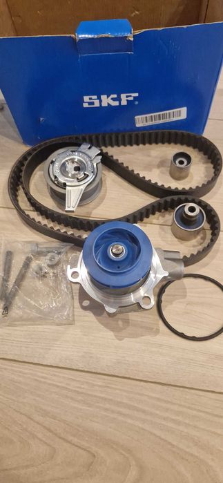 Pompă apă + kit distribuție 1.6 tdi 2.0tdi  SKF VKMC 01278-1  pentru VAG VW Audi Seat Skoda