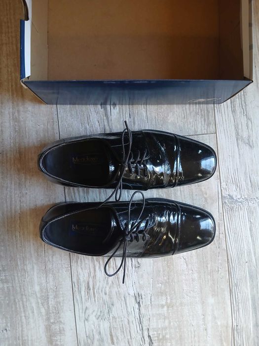 Pantofi barbati piele lacuita, marime 41-42