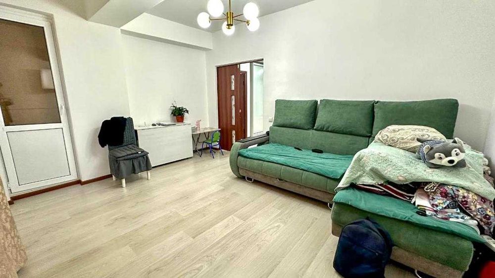 1х. комн. в 6 мкр. (Болашак). Дамир Империя