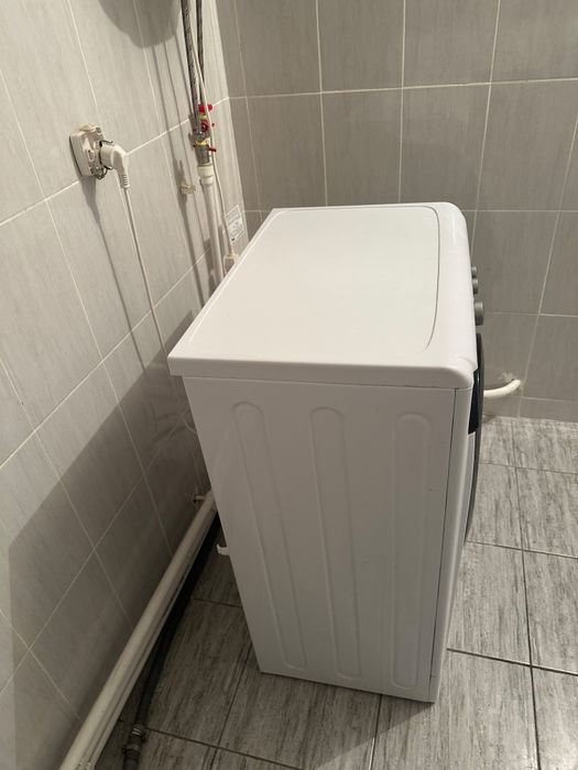 Продам стиралку срочно