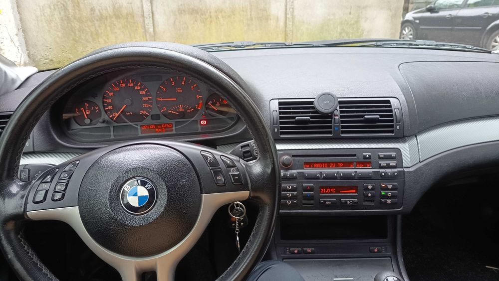 BMW Seria 3 2004 — imagine 1