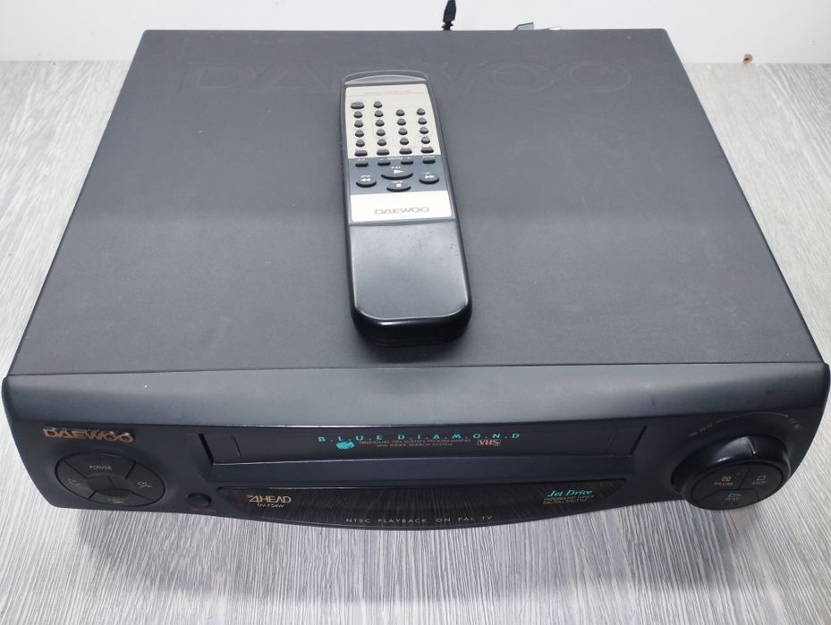 Daewoo F54W videomagnitafoni, ideal holatda