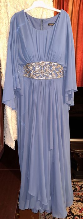 Вечернее платье.