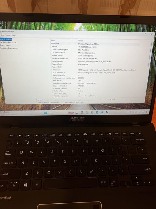 Laptop Asus Expertbook 401DA Ryzen 7 8GB Ram