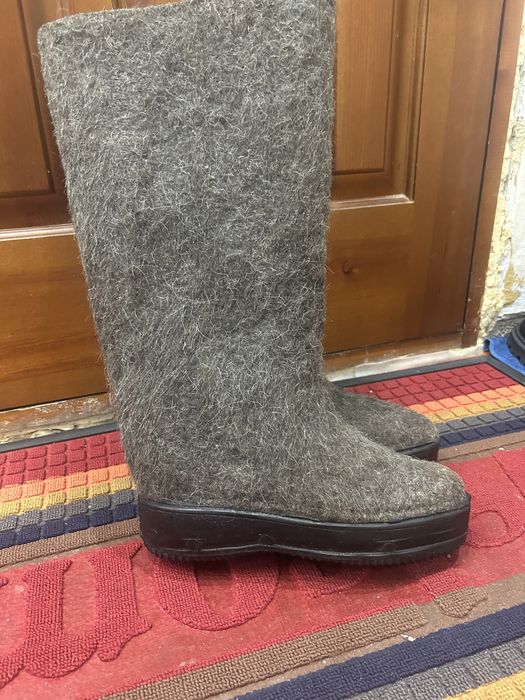 Продам валенки новые