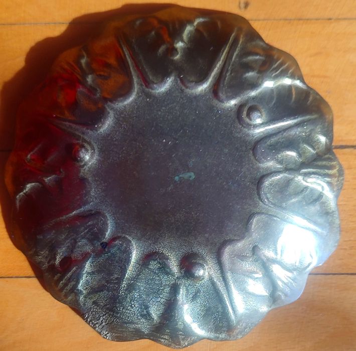 scrumiera bronz masiv 14cm forma frunza