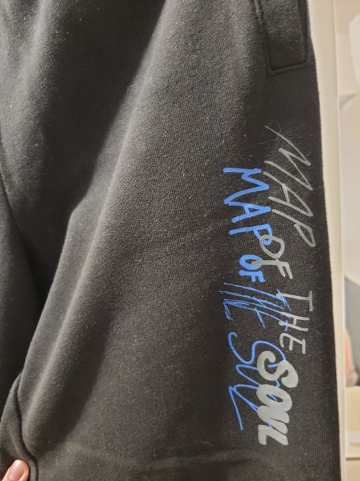 Оригинален анцуг на BTS Map Of The Soul