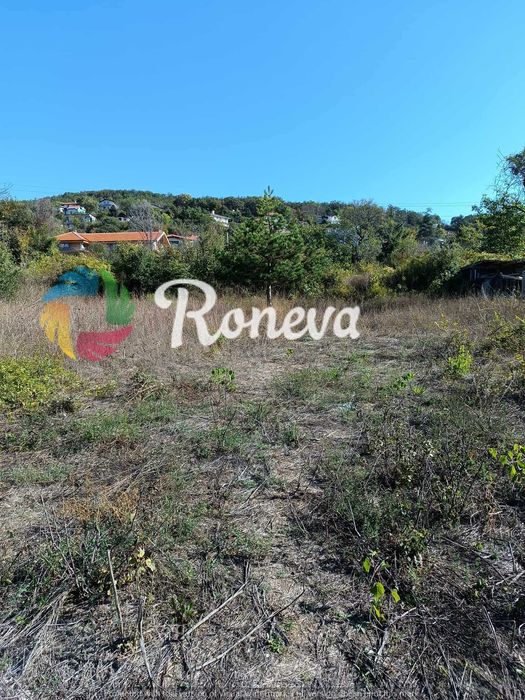 Парцел с ПУП за жилищно строителство