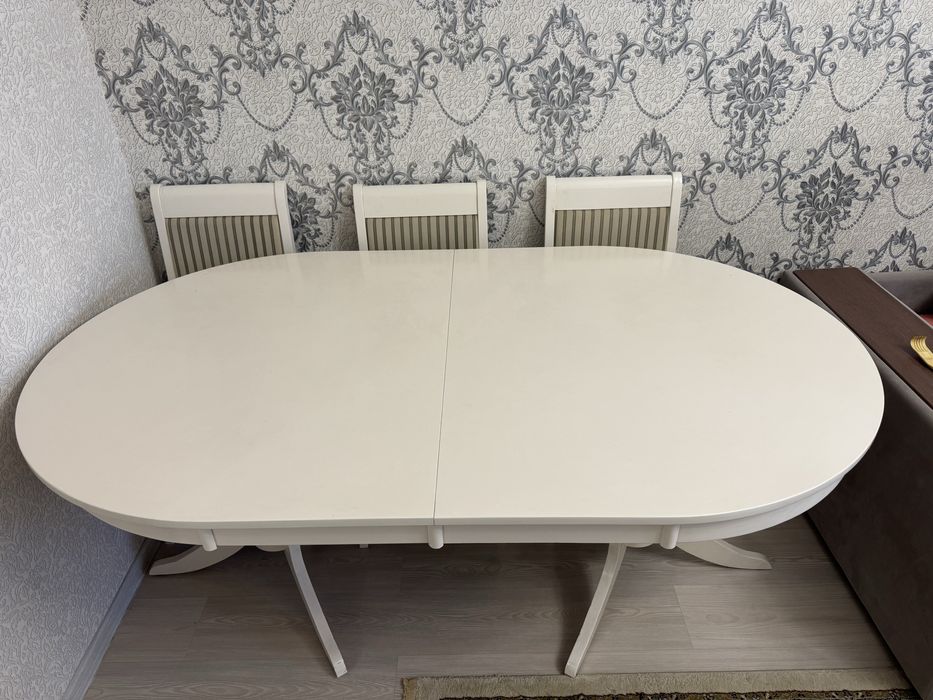 Продам стол со стульями