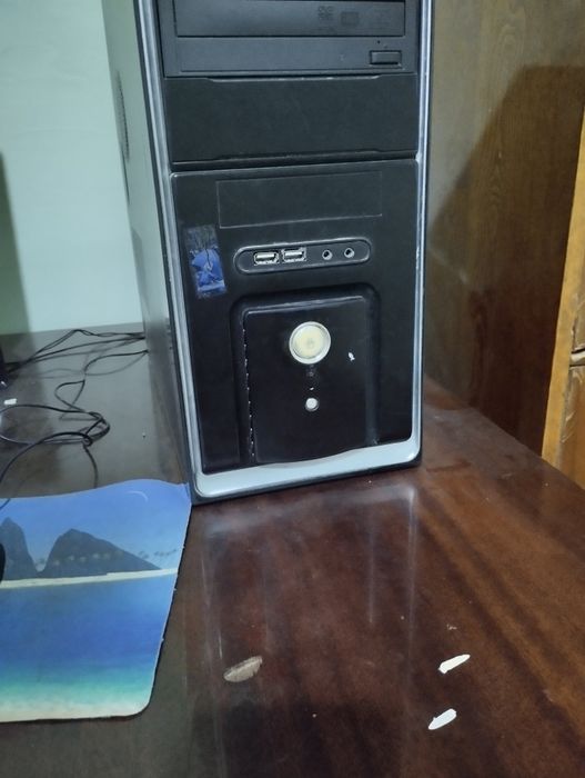 komputer satiladi 100000soʻm