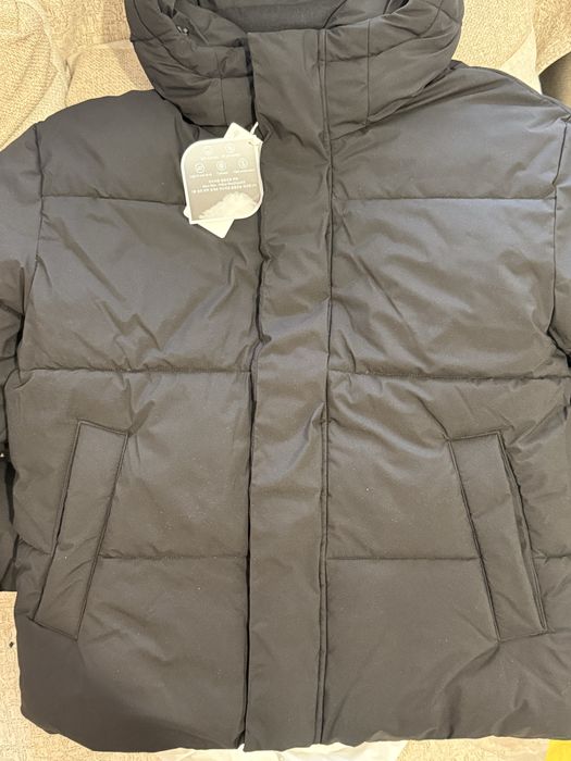 Продам  демисезонную куртку SPAO