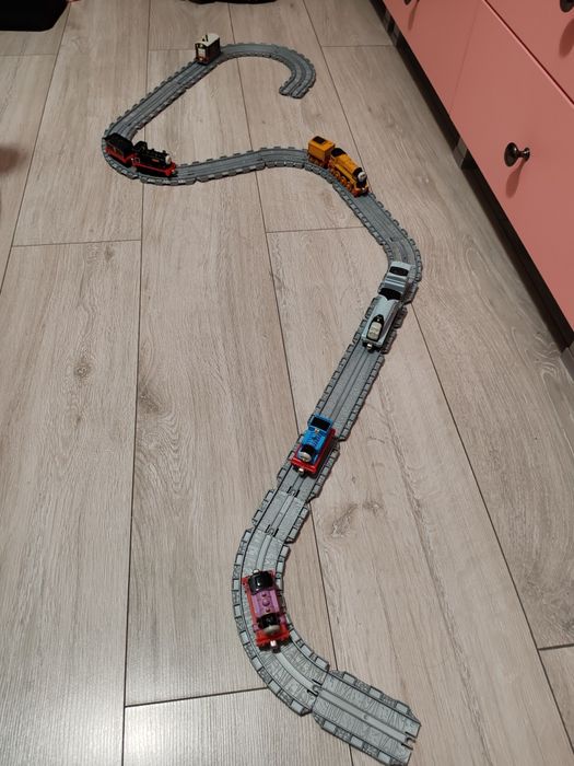 Vând trenuleț Thomas