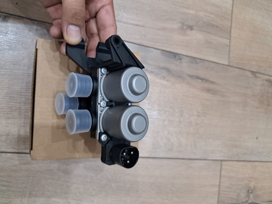 Клапан печки Бмв Е36 новые