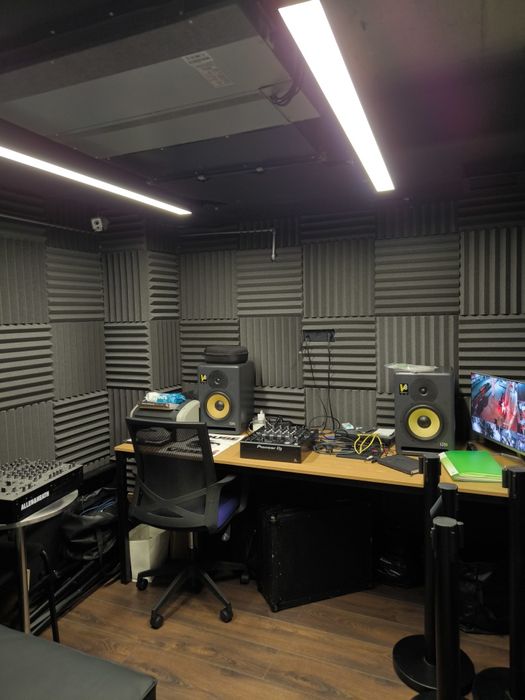 Продается коммерция в Яшнабадском районе в бизнес центре класса "А"