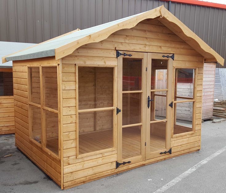 Градинска къща, къща за инструменти, барака за инструменти