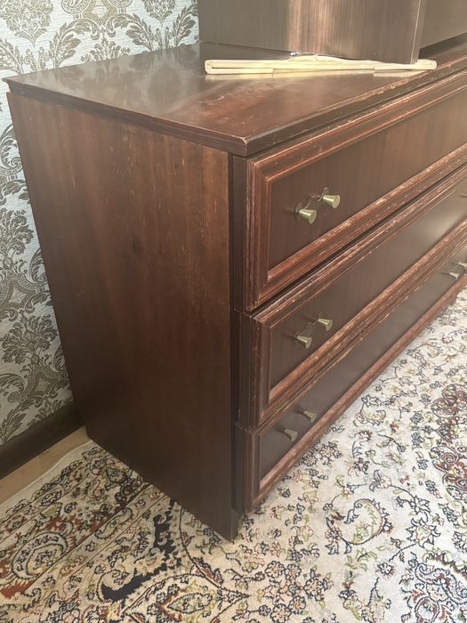 Деревянный камод польский