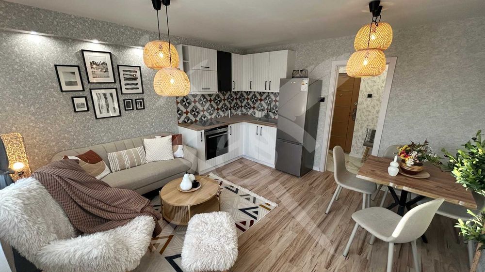 Продава се Тристаен апартамент в Пловдив, Гагарин - 61 кв.м за 2123 €/кв.м - Снимка #1