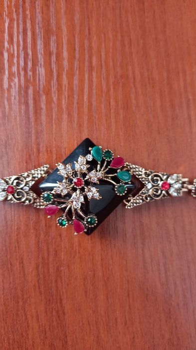 Браслеты.6 видов