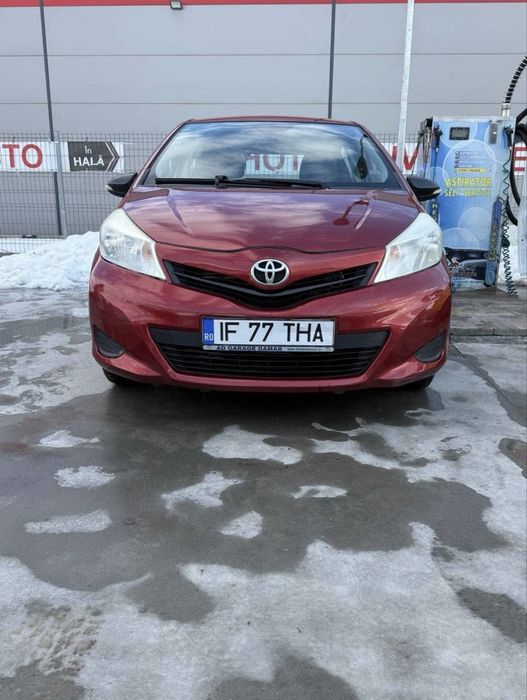 TOYOTA Yaris 2013 — imagine 2