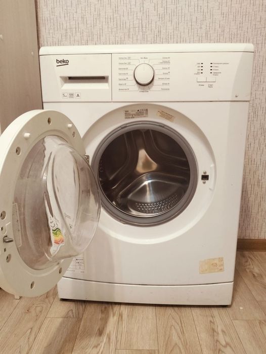 Продается б/у стиральная машина