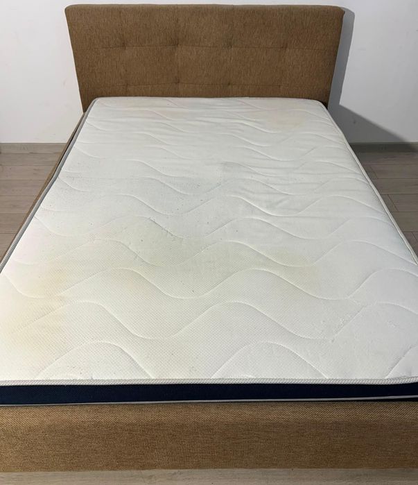 Pat Dublu de Centru Tapițat, cu Saltea 140X200 cm
