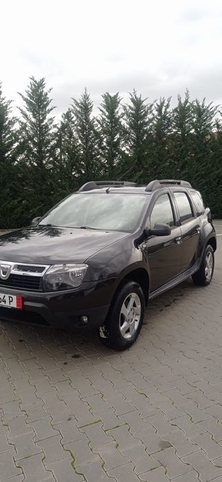 Dacia duster an 2013 motor 16 benzina 4x4