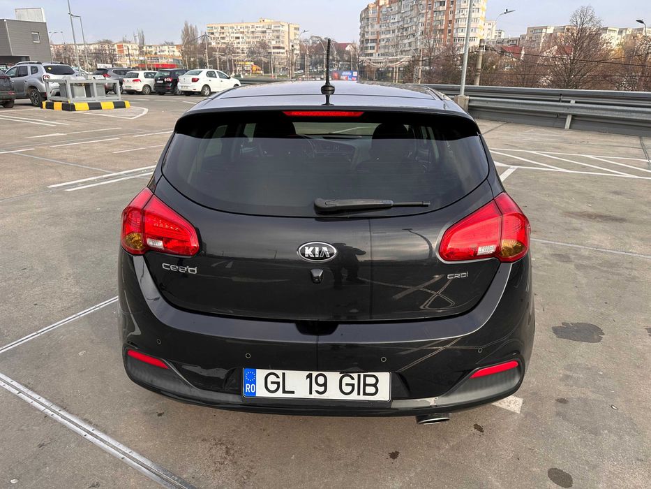 KIA Ceed 1.4 CRDI 2013 Euro 5 Hatchback ,Km reali, Ambreiaj Nou