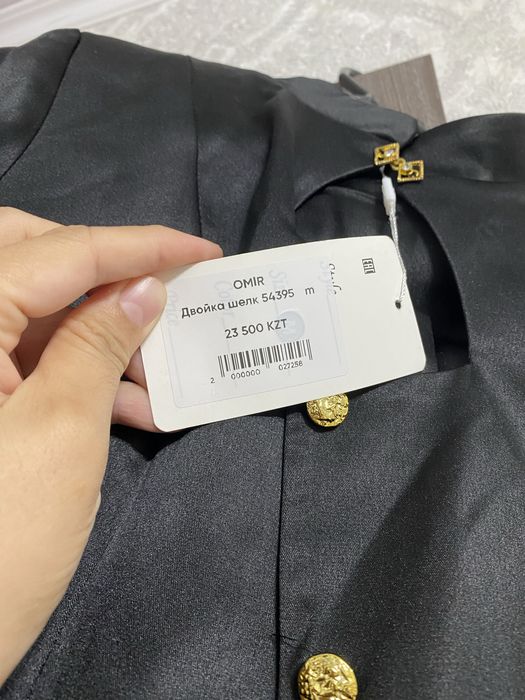 Продам платье- одежду